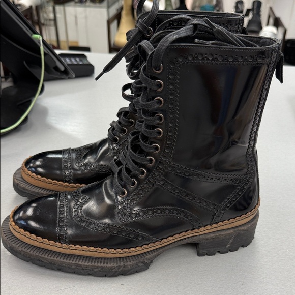 Dolce & Gabbana Glossy Black Lace-Up Boots - Picture 2 of 5